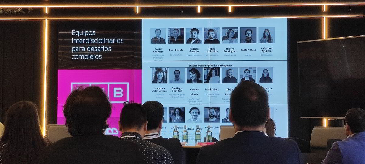 Presentación del equipo interdisciplinario del HUB Metropolitano en el evento de lanzamiento